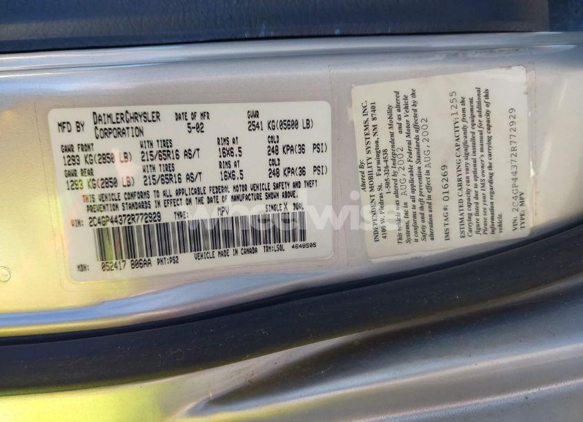 Photo 9 of 2002 Chrysler Town & COUNTRY LX (VIN 2C4GP44372R772929)