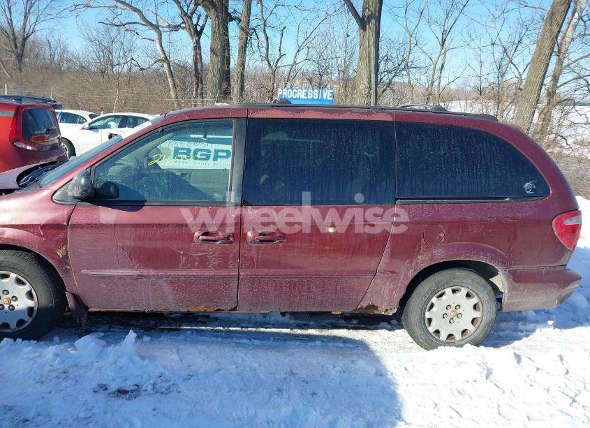 Photo 14 of 2002 Chrysler Town & COUNTRY LX (VIN 2C4GP44382R661452)