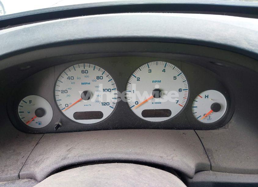 Photo 7 of 2002 Chrysler Town & COUNTRY LX (VIN 2C4GP44392R694993)