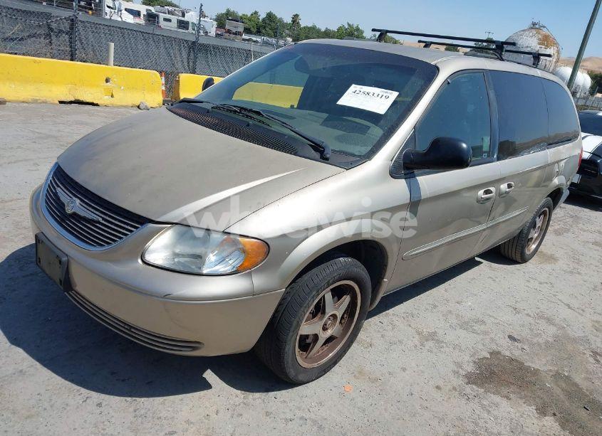 Photo 2 of 2003 Chrysler Town & COUNTRY LX (VIN 2C4GP44393R306985)