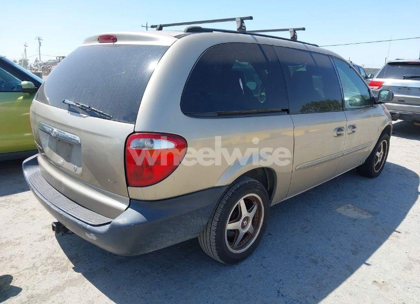 Photo 4 of 2003 Chrysler Town & COUNTRY LX (VIN 2C4GP44393R306985)
