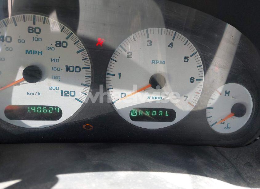 Photo 7 of 2003 Chrysler Town & COUNTRY LX (VIN 2C4GP44393R306985)