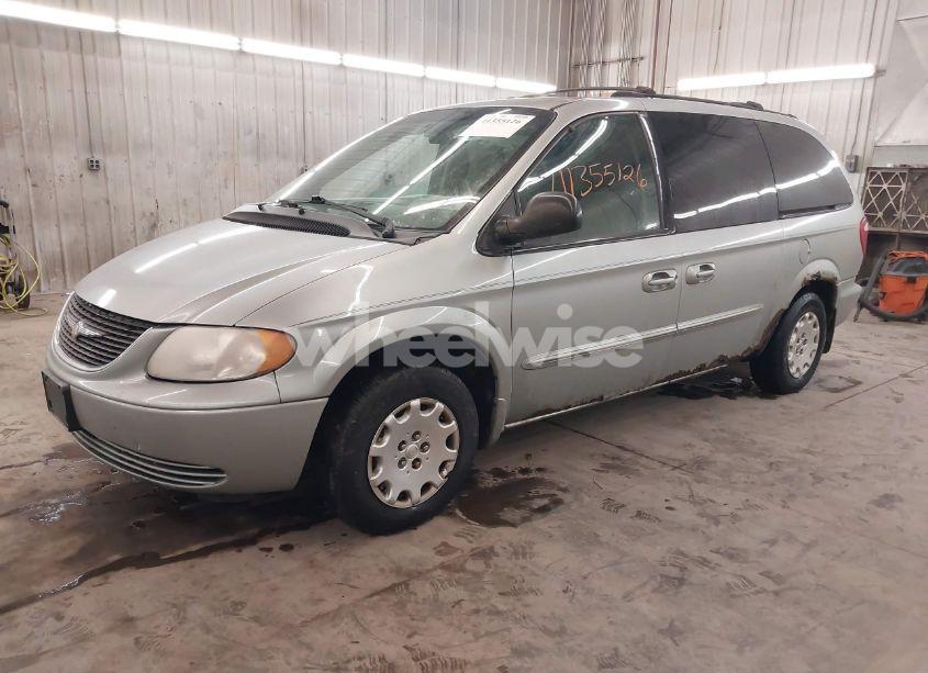 Photo 2 of 2003 Chrysler Town & COUNTRY LX (VIN 2C4GP44393R320966)