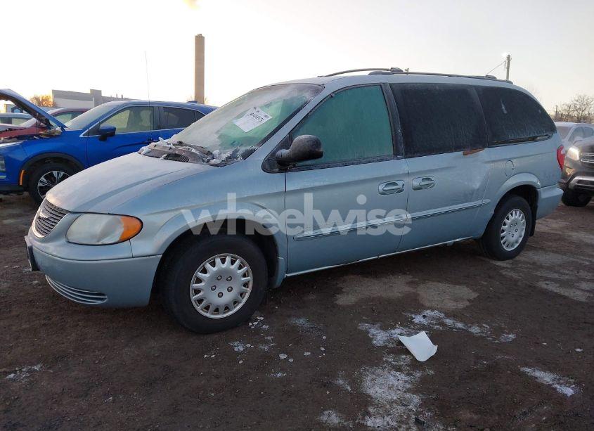 Photo 2 of 2001 Chrysler Town & COUNTRY LX (VIN 2C4GP443X1R353925)