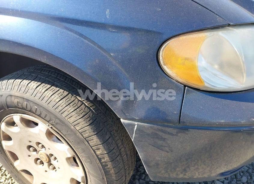 Photo 14 of 2001 Chrysler Town & COUNTRY LX (VIN 2C4GP44G91R180093)