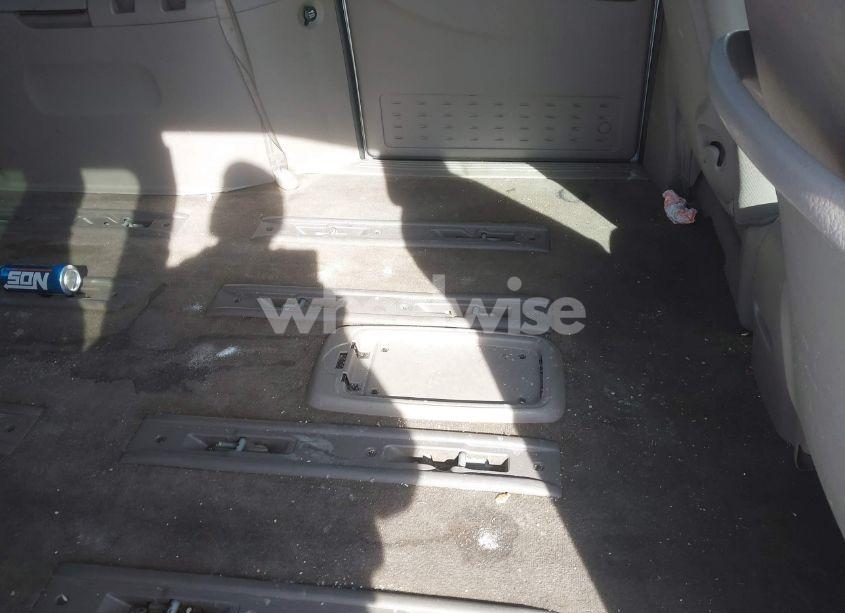 Photo 8 of 2003 Chrysler Town & COUNTRY LX (VIN 2C4GP44L43R224016)