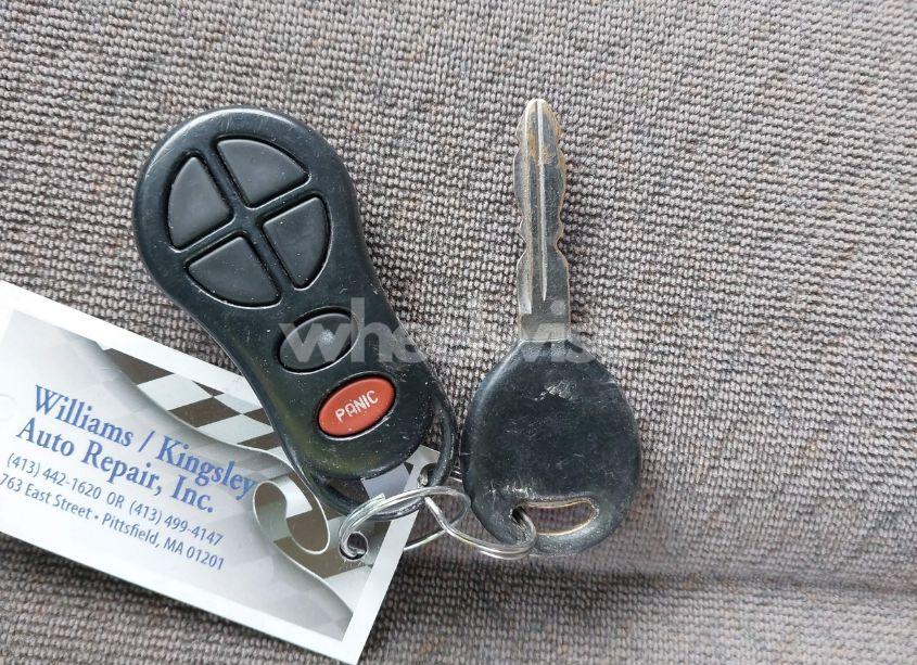 Photo 11 of 2003 Chrysler Town & COUNTRY LX (VIN 2C4GP44L43R295913)