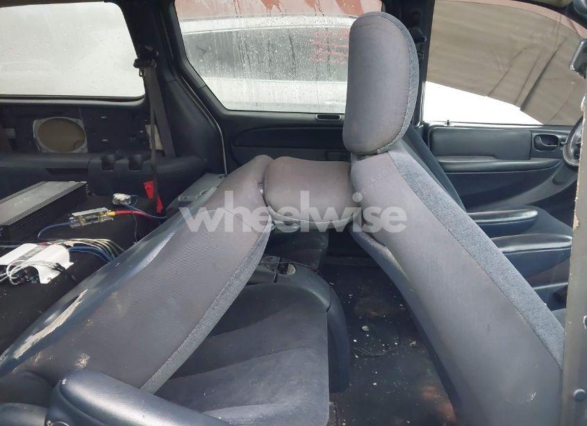 Photo 8 of 2003 Chrysler Town & COUNTRY LX (VIN 2C4GP44L53R209654)