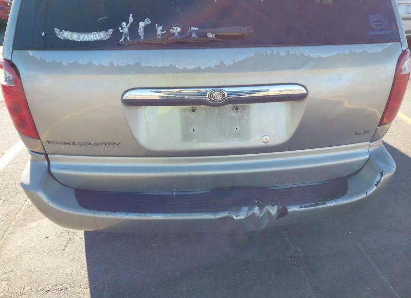 Photo 13 of 2003 Chrysler Town & COUNTRY LX (VIN 2C4GP44L83R132438)
