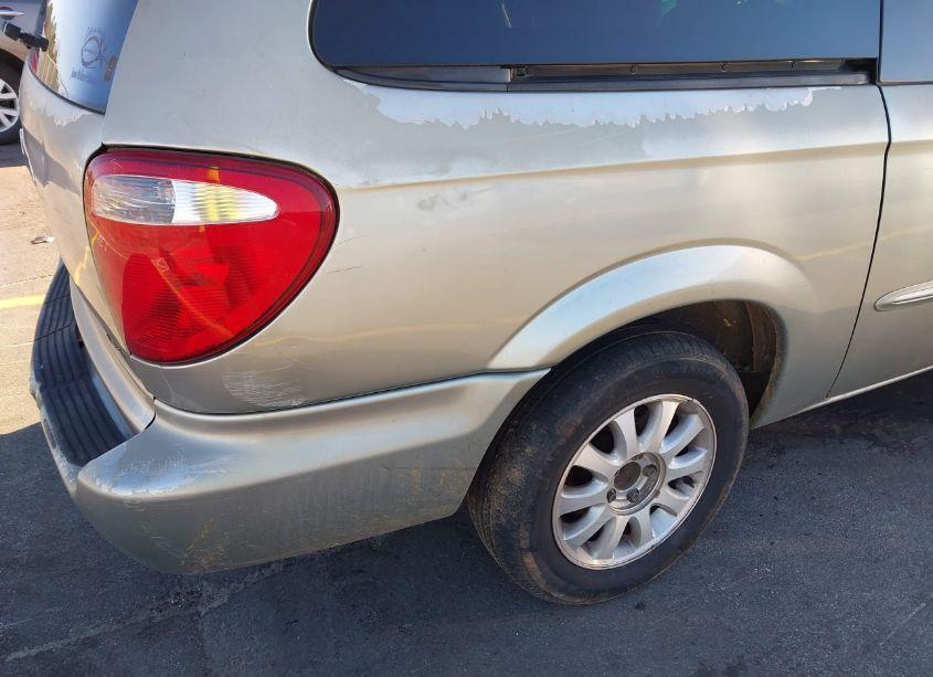 Photo 14 of 2003 Chrysler Town & COUNTRY LX (VIN 2C4GP44L83R132438)