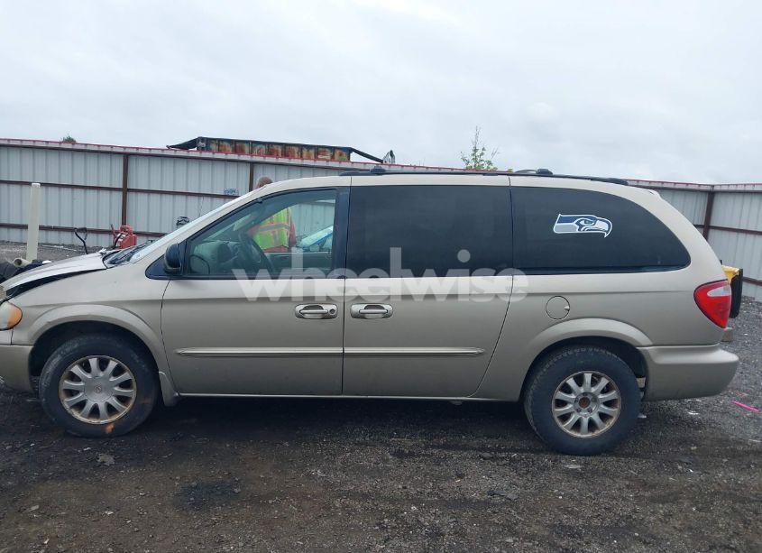 Photo 14 of 2003 Chrysler Town & COUNTRY LX (VIN 2C4GP44LX3R344404)