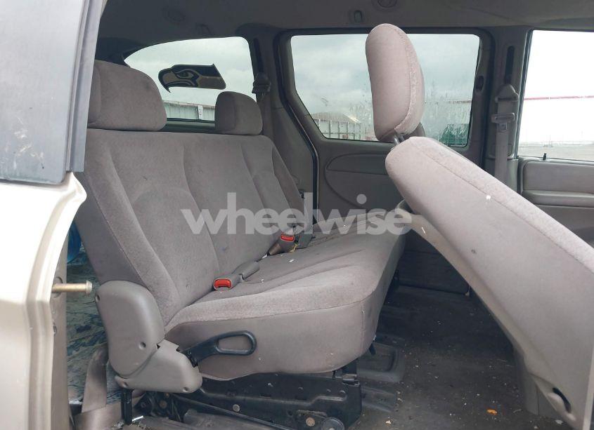 Photo 8 of 2003 Chrysler Town & COUNTRY LX (VIN 2C4GP44LX3R344404)