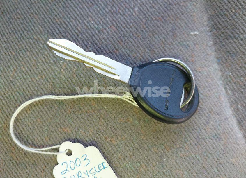 Photo 11 of 2003 Chrysler Town & COUNTRY LX (VIN 2C4GP44LX3R380741)