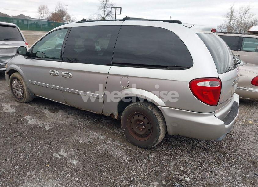 Photo 3 of 2005 Chrysler Town & COUNTRY LX (VIN 2C4GP44R05R446186)