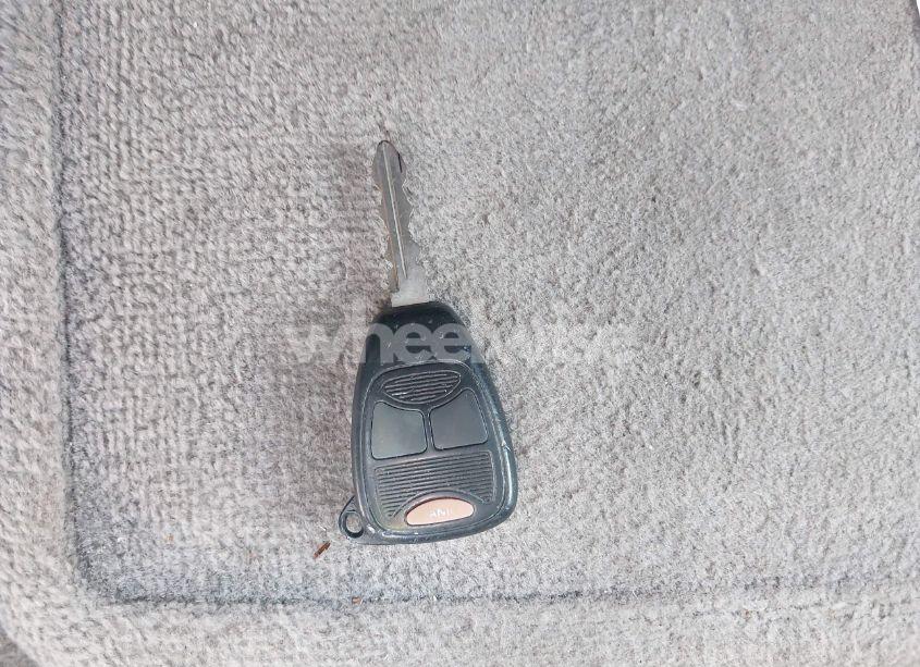 Photo 11 of 2004 Chrysler Town & COUNTRY LX (VIN 2C4GP44R14R594278)