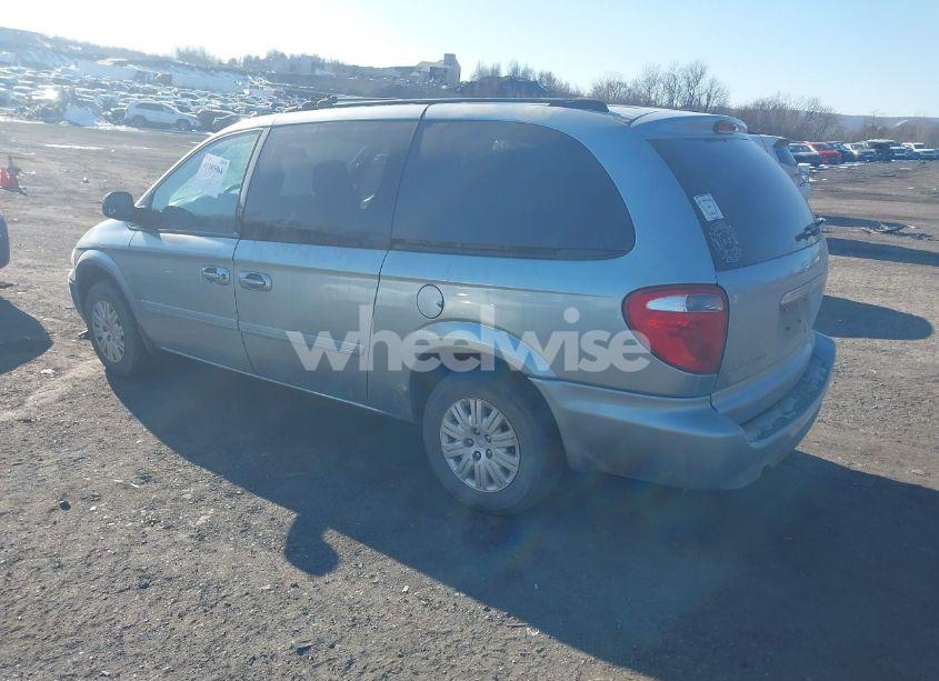 Photo 3 of 2005 Chrysler Town & COUNTRY LX (VIN 2C4GP44R15R303862)