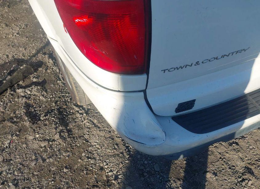 Photo 13 of 2005 Chrysler Town & COUNTRY LX (VIN 2C4GP44R15R321911)