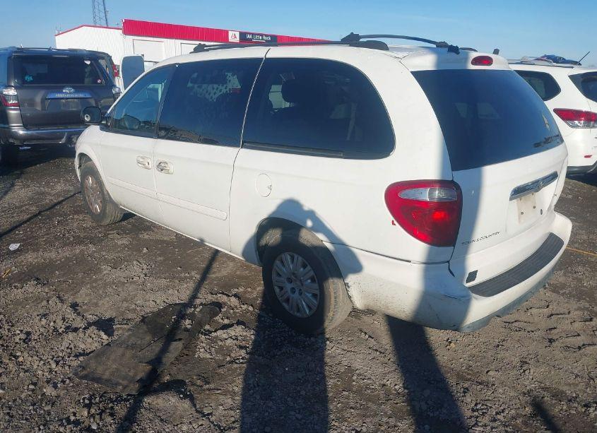 Photo 3 of 2005 Chrysler Town & COUNTRY LX (VIN 2C4GP44R15R321911)