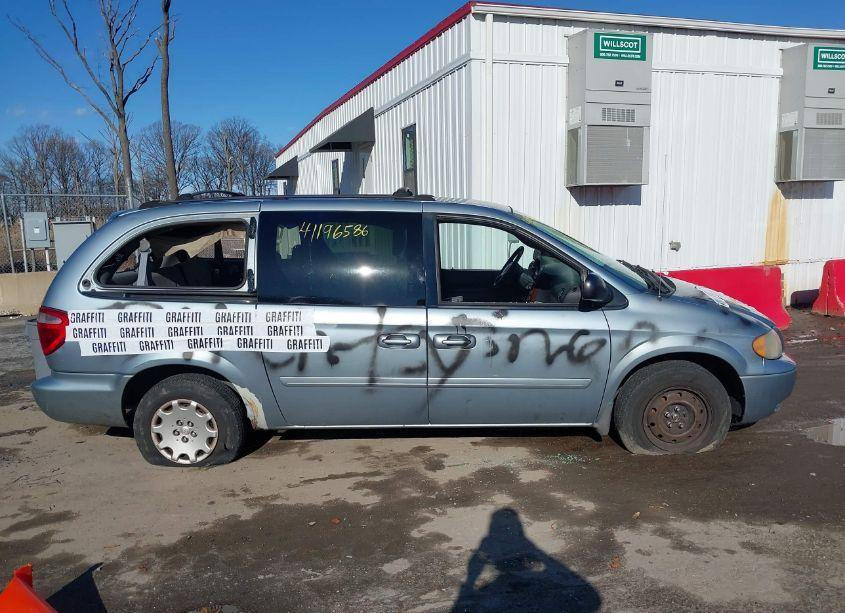 Photo 13 of 2004 Chrysler Town & COUNTRY LX (VIN 2C4GP44R24R609919)