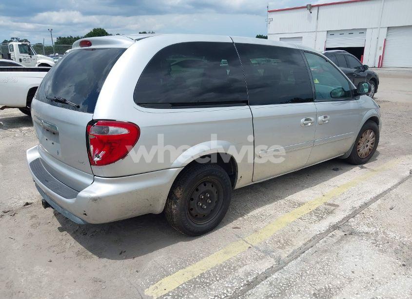 Photo 4 of 2005 Chrysler Town & COUNTRY LX (VIN 2C4GP44R25R124424)