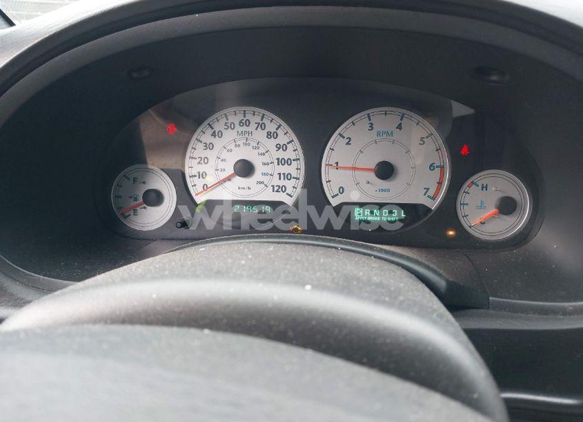 Photo 7 of 2005 Chrysler Town & COUNTRY LX (VIN 2C4GP44R25R155754)