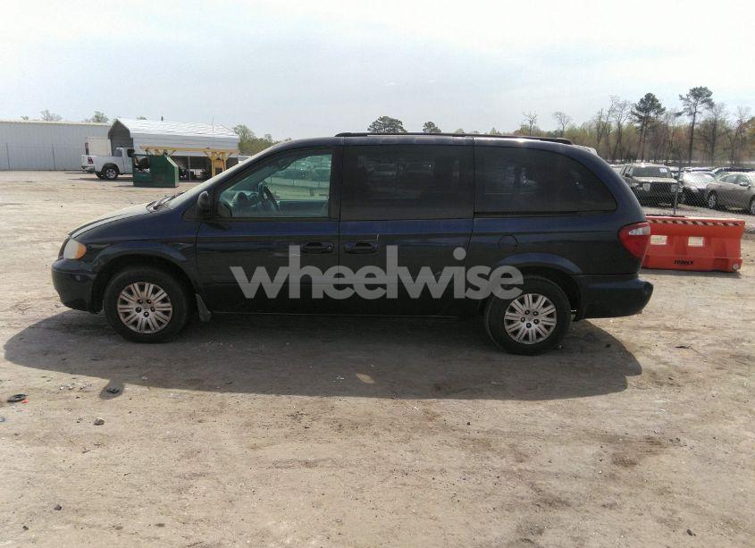 Photo 14 of 2005 Chrysler Town & COUNTRY LX (VIN 2C4GP44R35R401758)