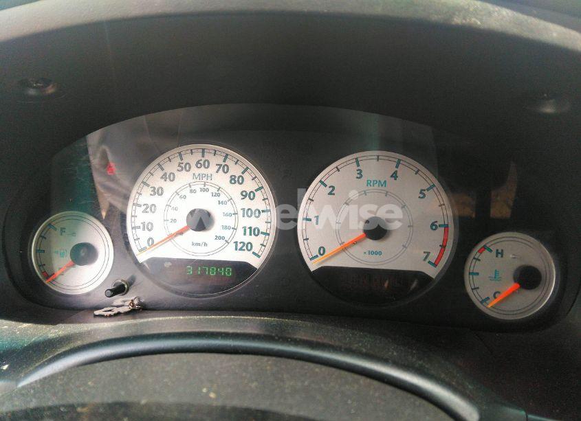 Photo 7 of 2005 Chrysler Town & COUNTRY LX (VIN 2C4GP44R35R401758)