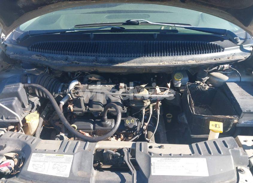 Photo 10 of 2005 Chrysler Town & COUNTRY LX (VIN 2C4GP44R35R510348)