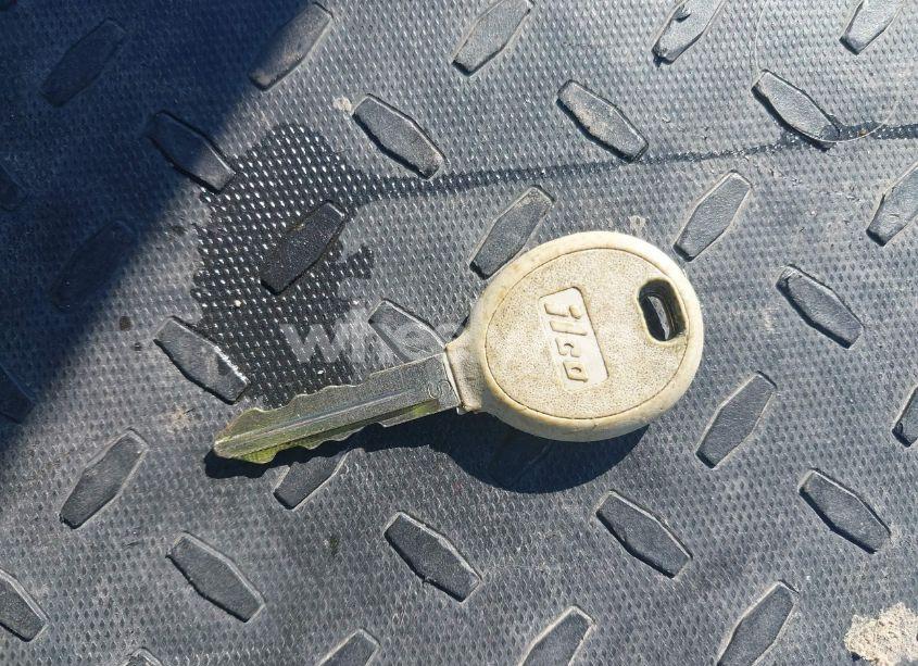 Photo 11 of 2005 Chrysler Town & COUNTRY LX (VIN 2C4GP44R35R510348)