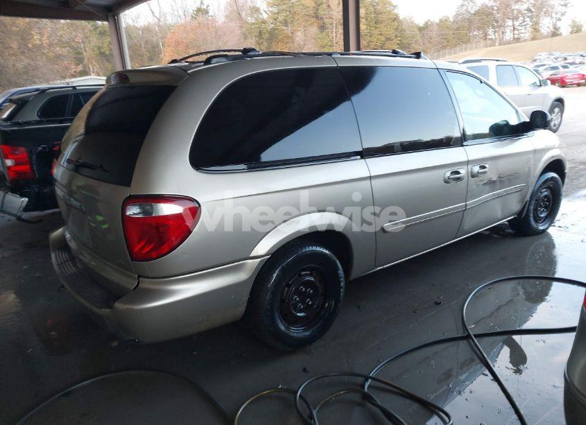 Photo 4 of 2004 Chrysler Town & COUNTRY LX (VIN 2C4GP44R44R555247)