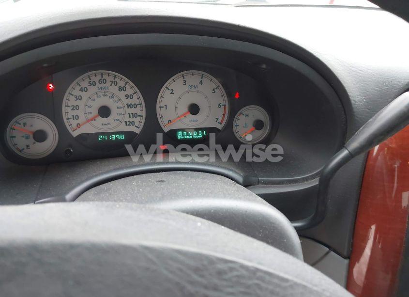 Photo 7 of 2005 Chrysler Town & COUNTRY LX (VIN 2C4GP44R55R152217)