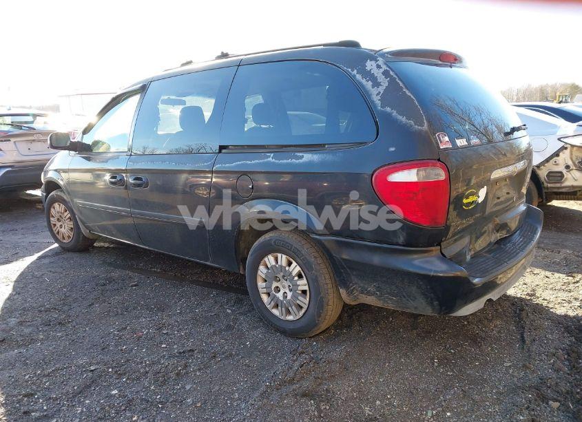 Photo 3 of 2005 Chrysler Town & COUNTRY LX (VIN 2C4GP44R55R405598)