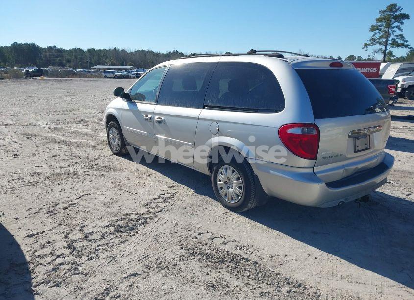 Photo 3 of 2005 Chrysler Town & COUNTRY LX (VIN 2C4GP44R55R466921)