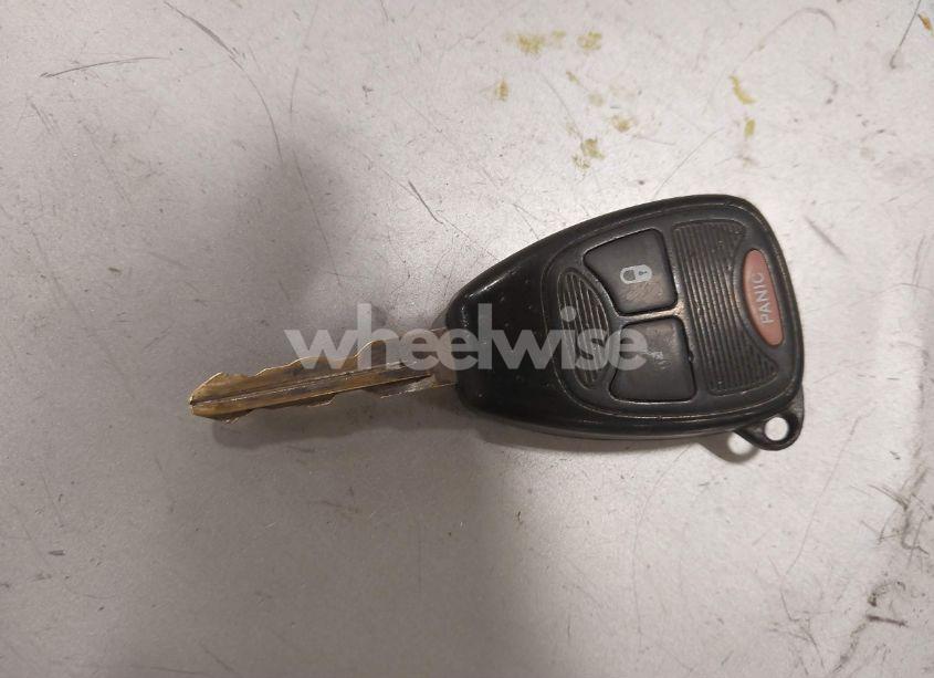 Photo 11 of 2005 Chrysler Town & COUNTRY LX (VIN 2C4GP44R65R510022)