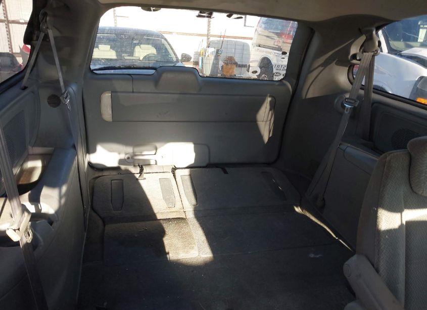 Photo 17 of 2005 Chrysler Town & COUNTRY LX (VIN 2C4GP44R75R398265)