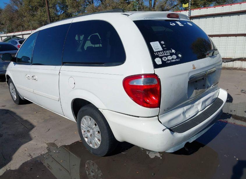 Photo 3 of 2005 Chrysler Town & COUNTRY LX (VIN 2C4GP44R75R398265)