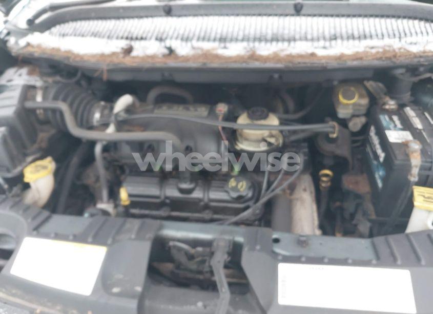 Photo 10 of 2005 Chrysler Town & COUNTRY LX (VIN 2C4GP44R75R480271)