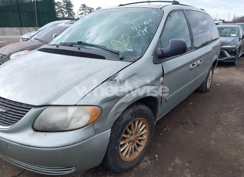 Photo 6 of 2004 Chrysler Town & COUNTRY LX (VIN 2C4GP44R84R522199)