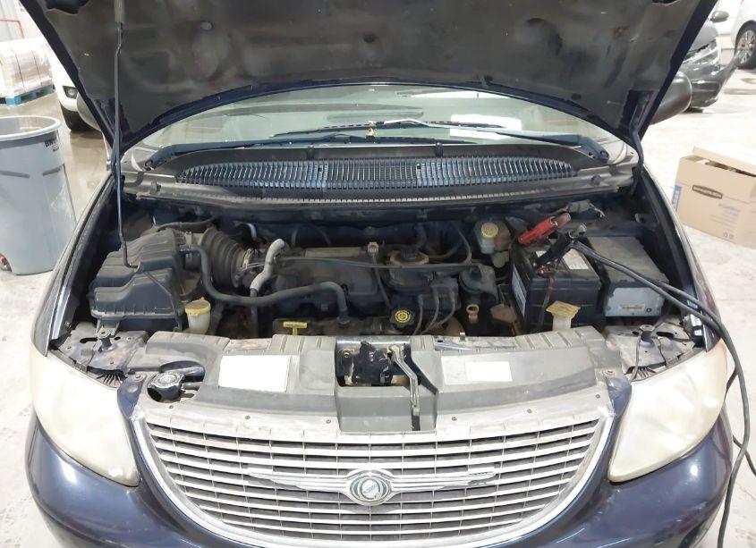 Photo 10 of 2004 Chrysler Town & COUNTRY LX (VIN 2C4GP44R94R503662)