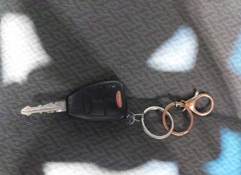 Photo 11 of 2004 Chrysler Town & COUNTRY LX (VIN 2C4GP44R94R503662)