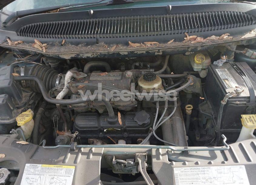 Photo 10 of 2005 Chrysler Town & COUNTRY LX (VIN 2C4GP44R95R401716)