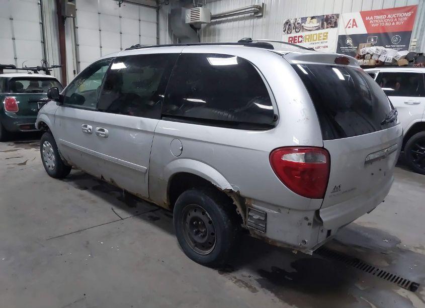 Photo 3 of 2004 Chrysler Town & COUNTRY LX (VIN 2C4GP44RX4R617637)