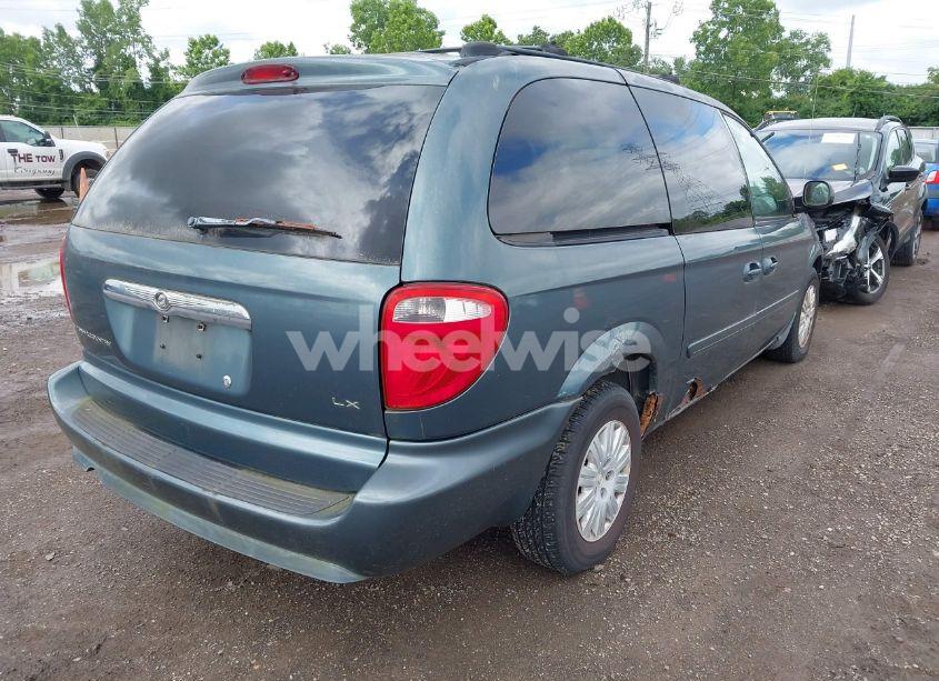 Photo 4 of 2005 Chrysler Town & COUNTRY LX (VIN 2C4GP44RX5R126955)