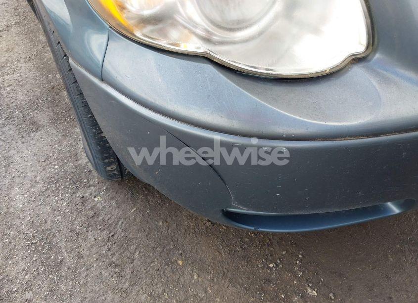 Photo 6 of 2005 Chrysler Town & COUNTRY LX (VIN 2C4GP44RX5R126955)