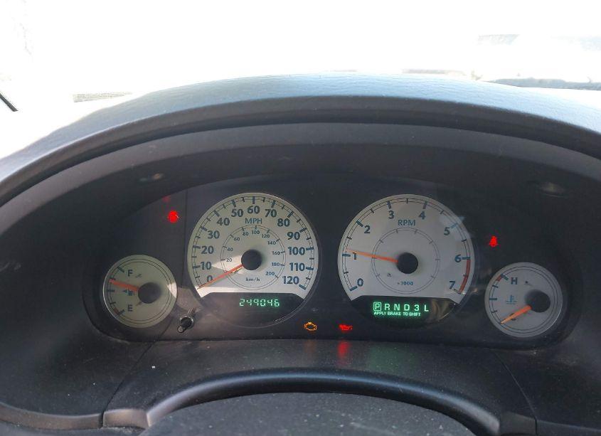 Photo 7 of 2005 Chrysler Town & COUNTRY LX (VIN 2C4GP44RX5R597309)