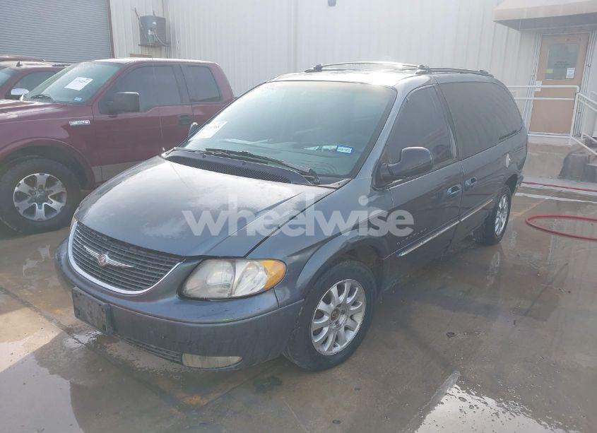 Photo 2 of 2001 Chrysler Town & COUNTRY LXI (VIN 2C4GP54371R356559)