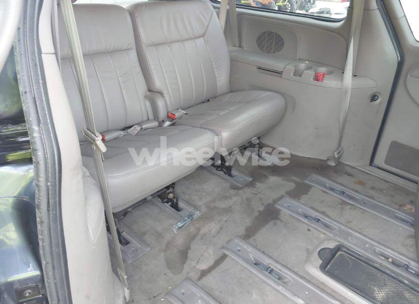 Photo 8 of 2001 Chrysler Town & COUNTRY LXI (VIN 2C4GP54371R356559)