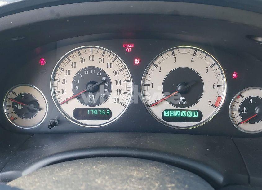 Photo 7 of 2001 Chrysler Town & COUNTRY LXI (VIN 2C4GP543X1R193874)