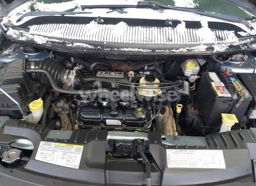 Photo 10 of 2005 Chrysler Town & COUNTRY TOURING (VIN 2C4GP54L05R233501)