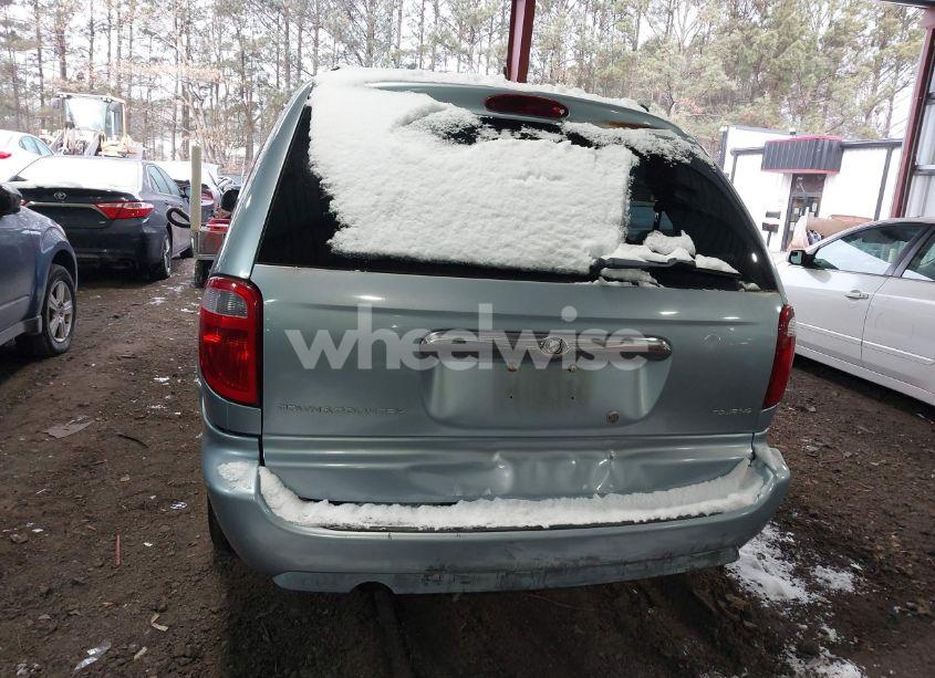 Photo 16 of 2005 Chrysler Town & COUNTRY TOURING (VIN 2C4GP54L05R233501)